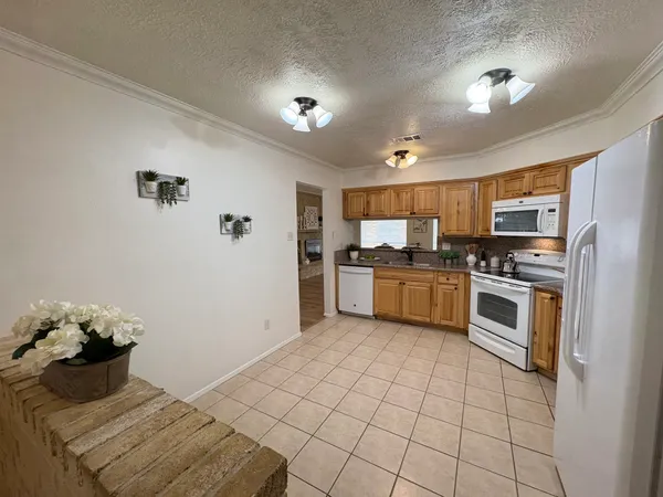 $1,800 | 4834 Bridgemont Lane, Spring, TX 77388