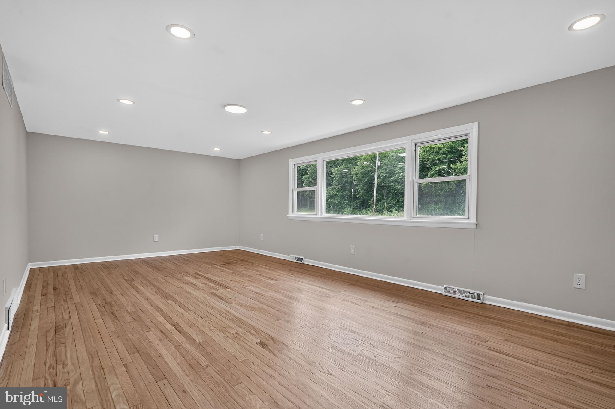 587 Magnolia Road Pemberton, NJ 08068 - Photo 6 of 24