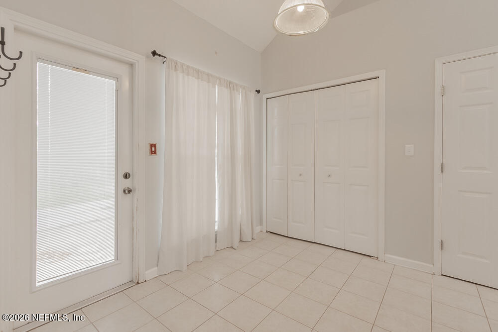 1942 Derringer Road Jacksonville, FL 32225 - Photo 9 of 44 20250526_derringer_rd_8020