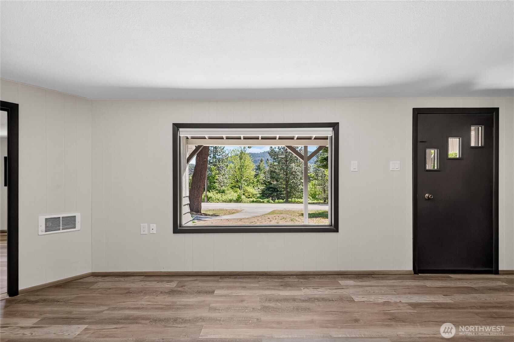 8494 Icicle Road Leavenworth, WA 98826 - Photo 8 of 27