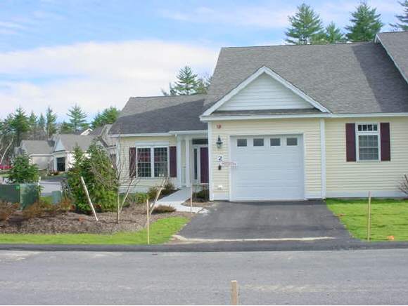 39 Old Stage Road, Unit 40 Litchfield, NH 03052 - Photo 1 of 1
