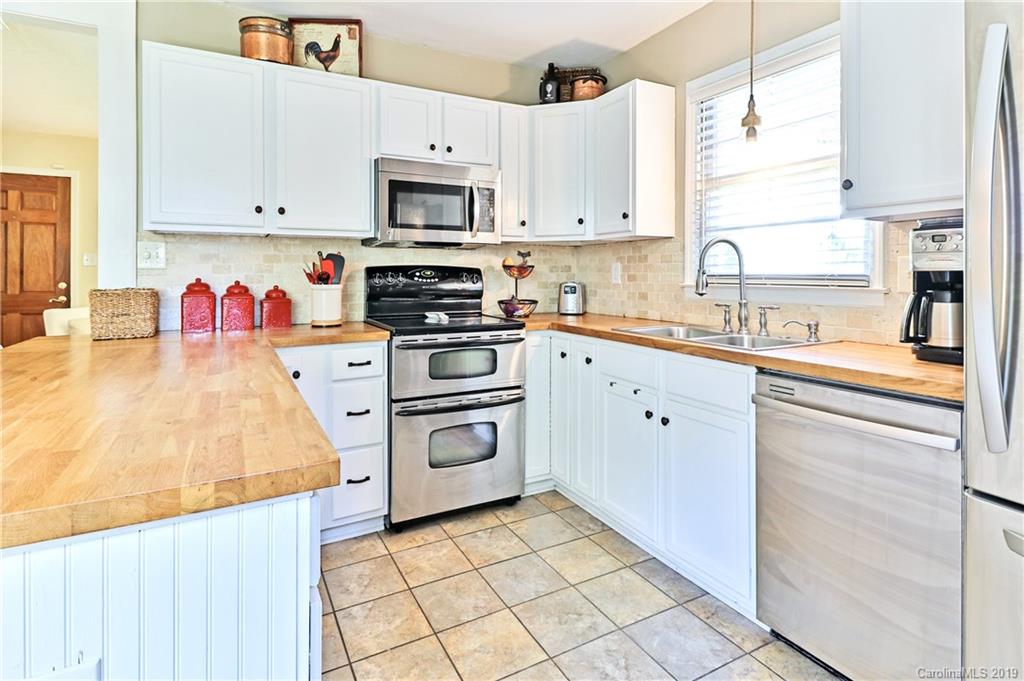 7601 Watercrest Road Charlotte, NC 28210 - Photo 16 of 45