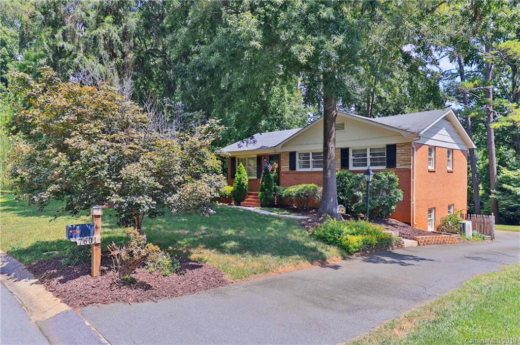 7601 Watercrest Road Charlotte, NC 28210 - Photo 3 of 45