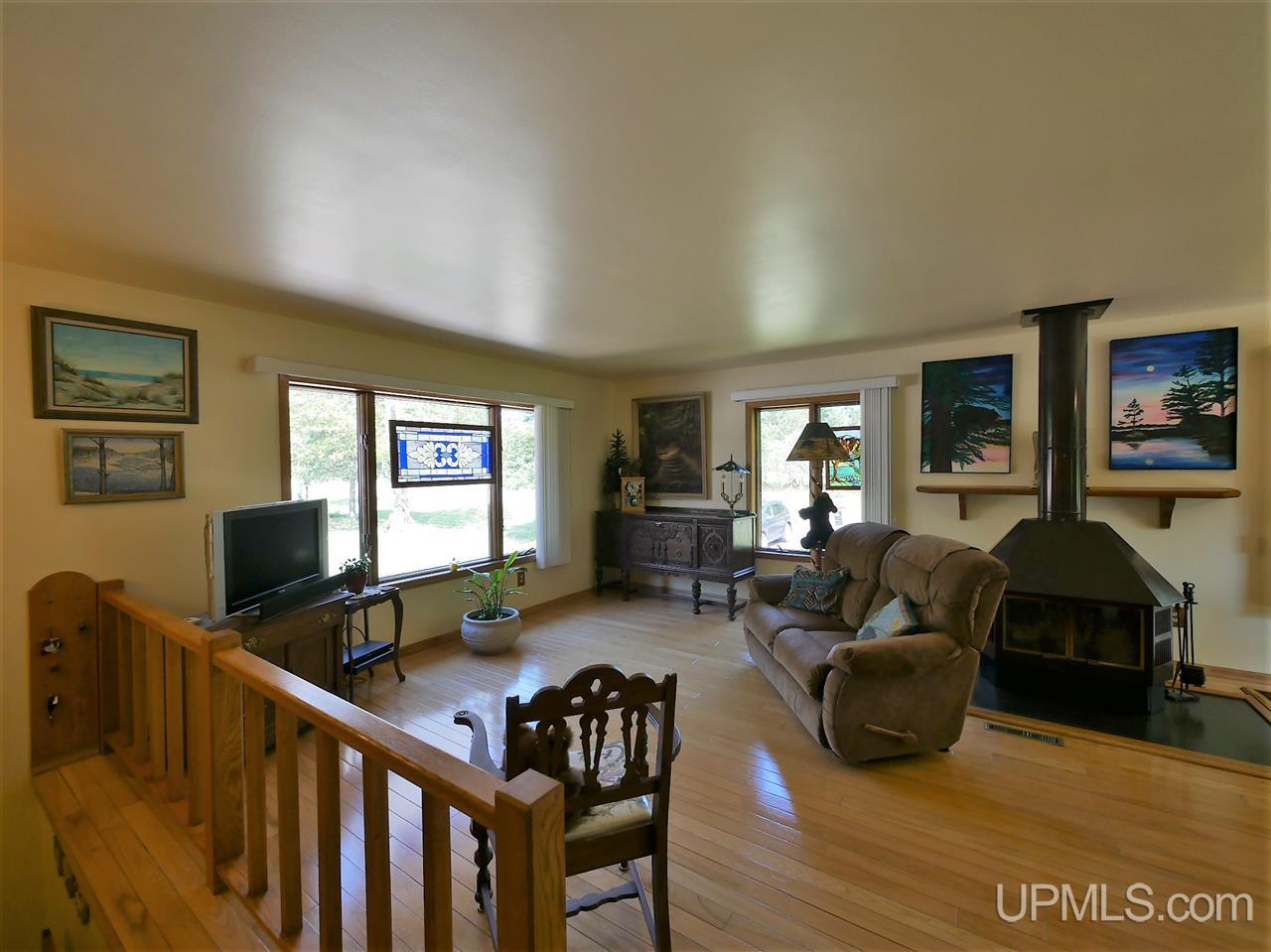 58598 Traprock Valley Road Calumet, MI 49913 - Photo 4 of 36
