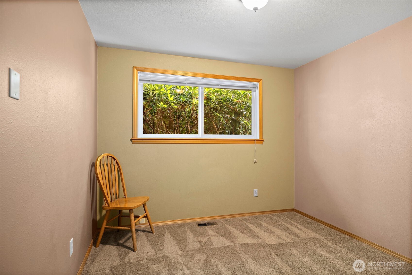 19810 98th Avenue Northeast Bothell, WA 98011 - Photo 12 of 40