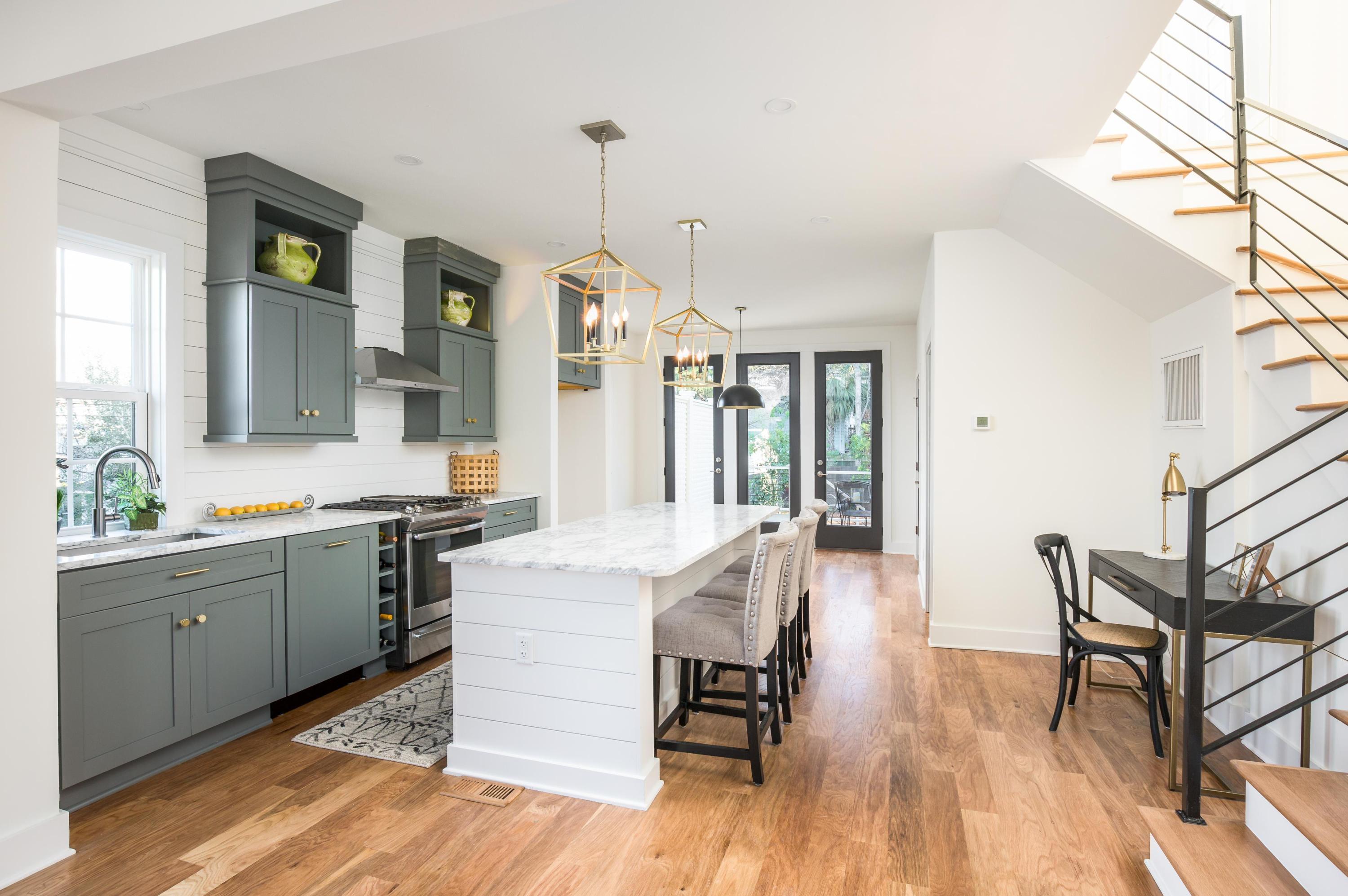 371 Huger Street Charleston, SC 29403 - Photo 3 of 53 1