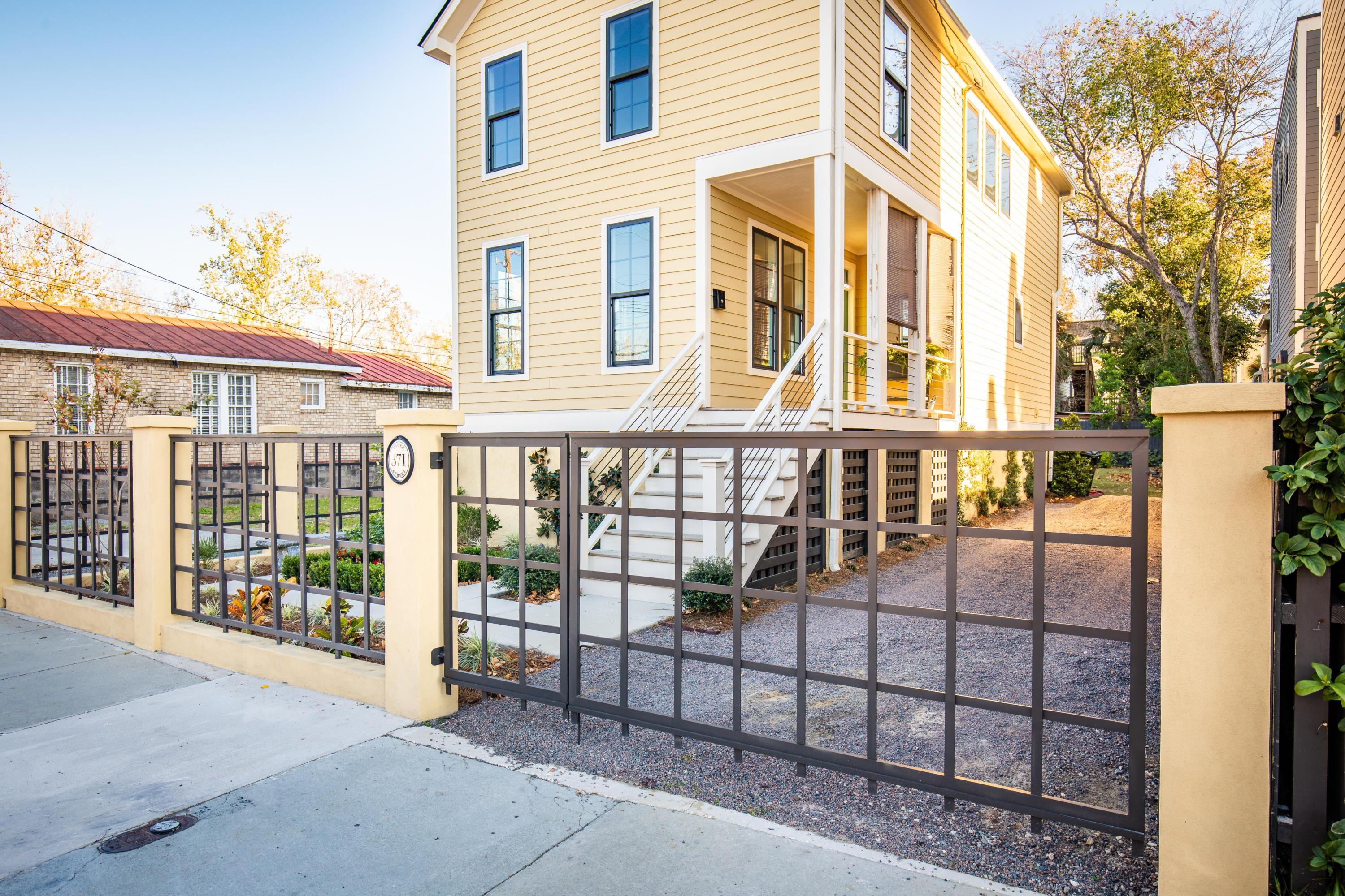 371 Huger Street Charleston, SC 29403 - Photo 49 of 53 55