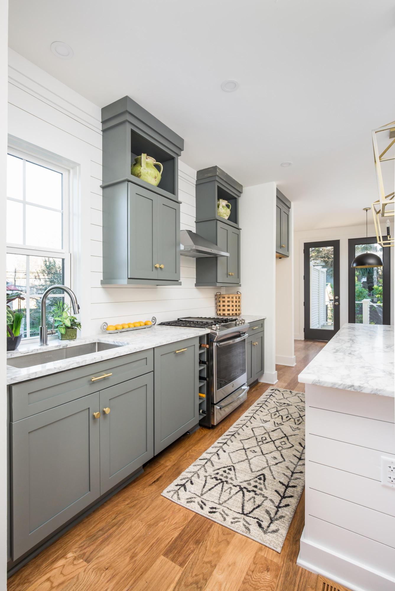 371 Huger Street Charleston, SC 29403 - Photo 9 of 53 9