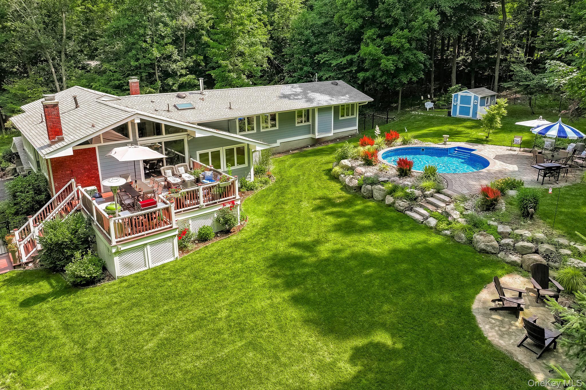 10 Longbow Road Suffern, NY 10901 - Photo 25 of 27