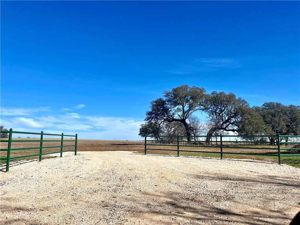 6-7 Cr 356 Road Gatesville, TX 76528 - Photo 12 of 14 a view of a yard with a lake view