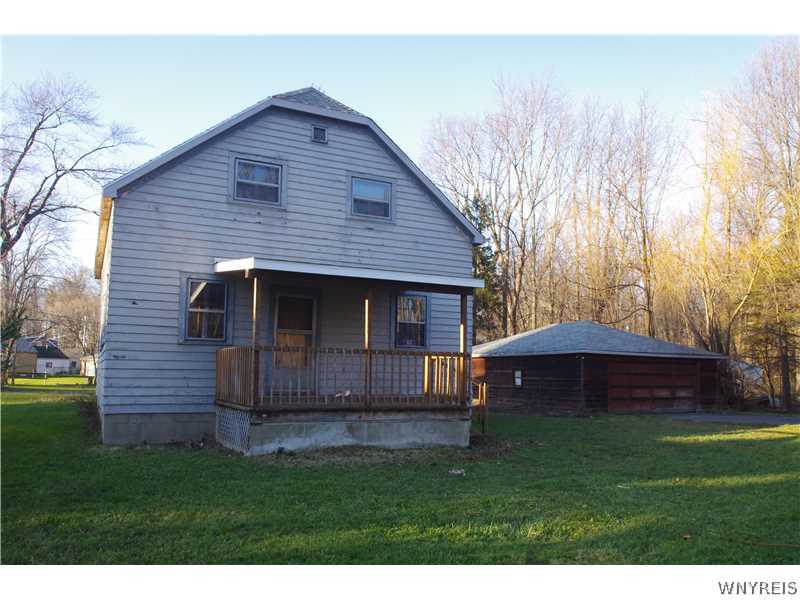 7962 Lake Shore Road Evans, NY 14006 - Photo 1 of 1 Exterior Front