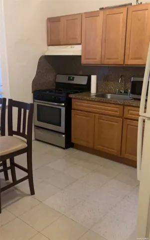 $1,000 | 115-62 Newburg Street, Unit RM | St. Albans