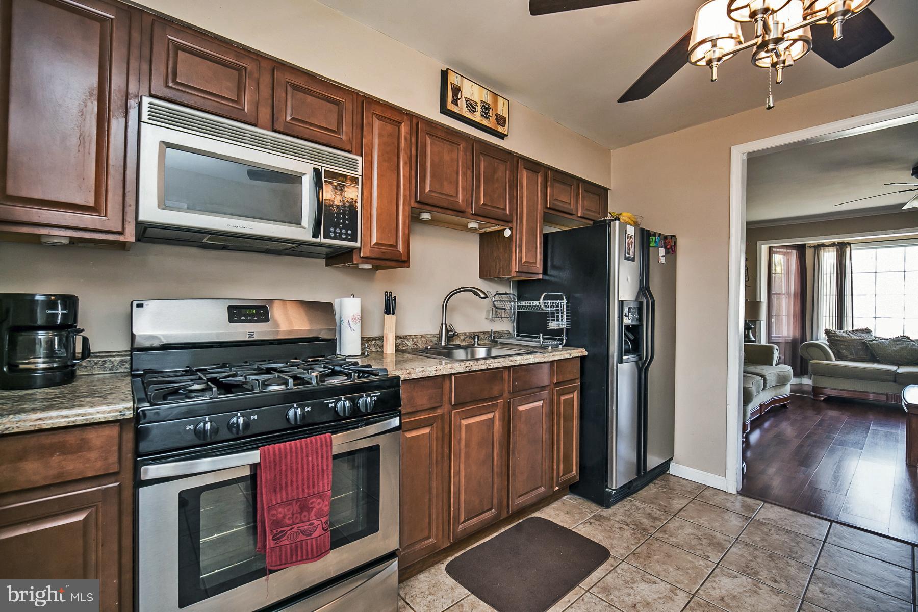 4504 Robin Road Newfield, NJ 08344 - Photo 8 of 32