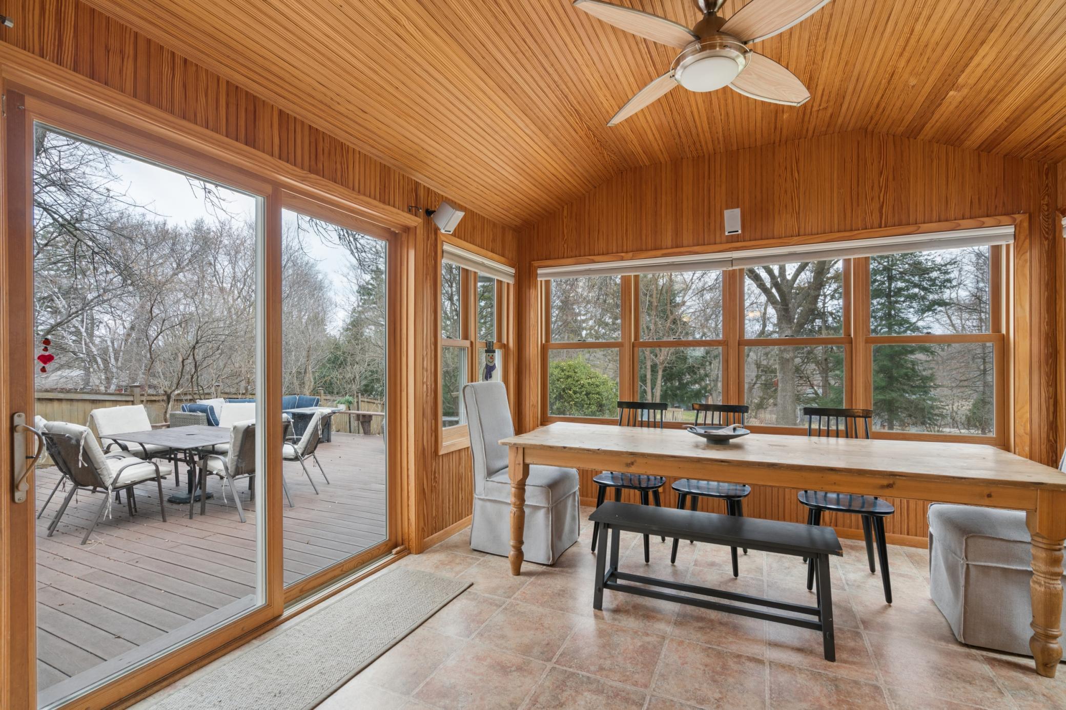 2820 Washta Bay Road Chanhassen, MN 55331 - Photo 3 of 50