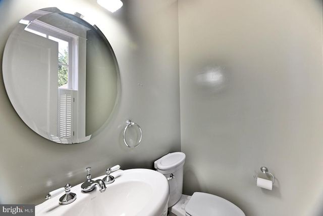 $1,300,000 | 72 Southgate Avenue, Annapolis, MD 21401