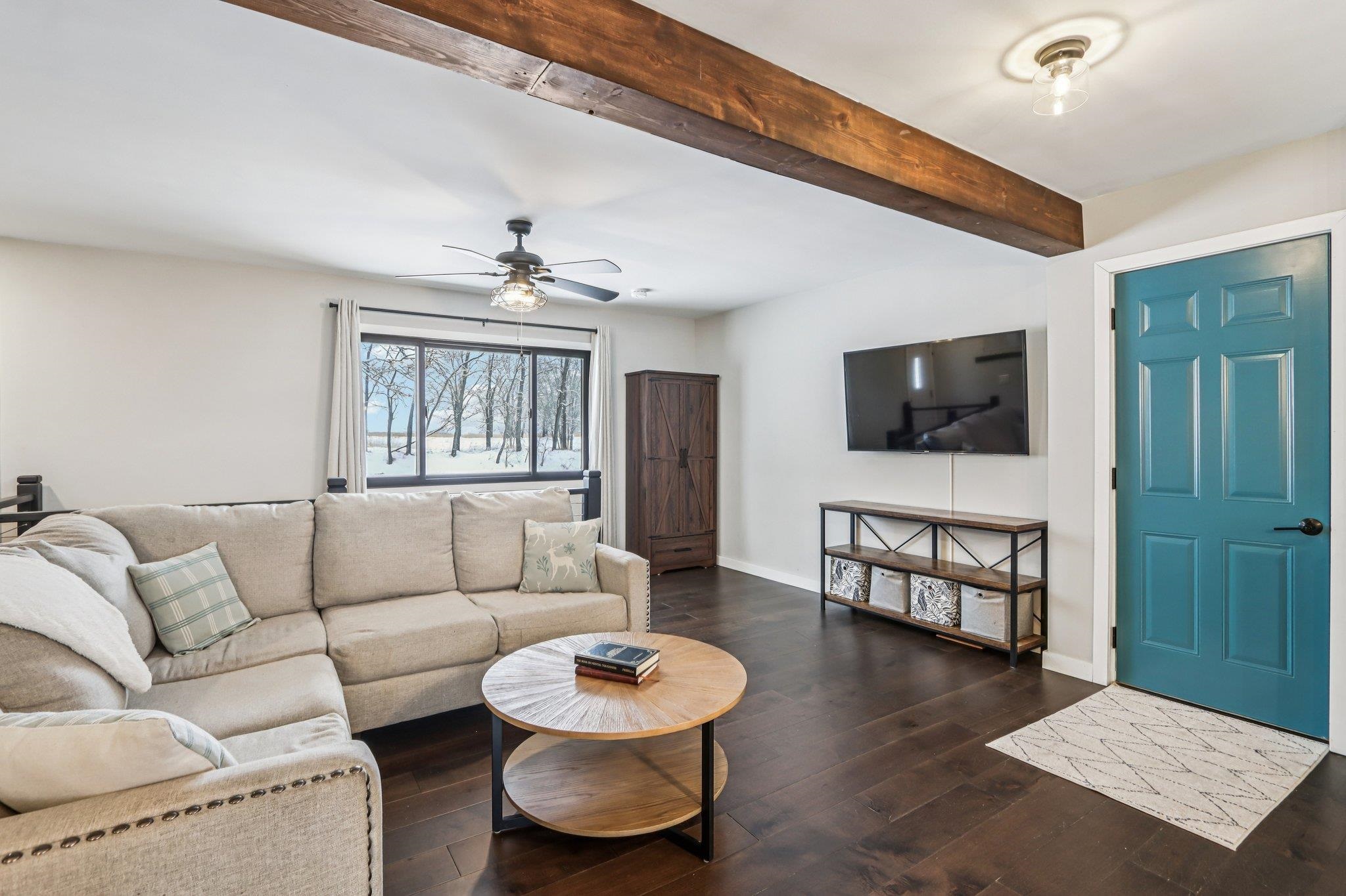 402 Schwantz Road Pardeeville, WI 53954 - Photo 2 of 33