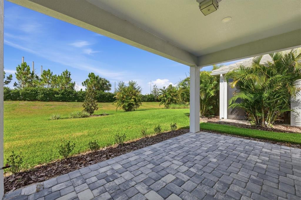 8113 Sternway Road Sarasota, FL 34240 - Photo 28 of 85