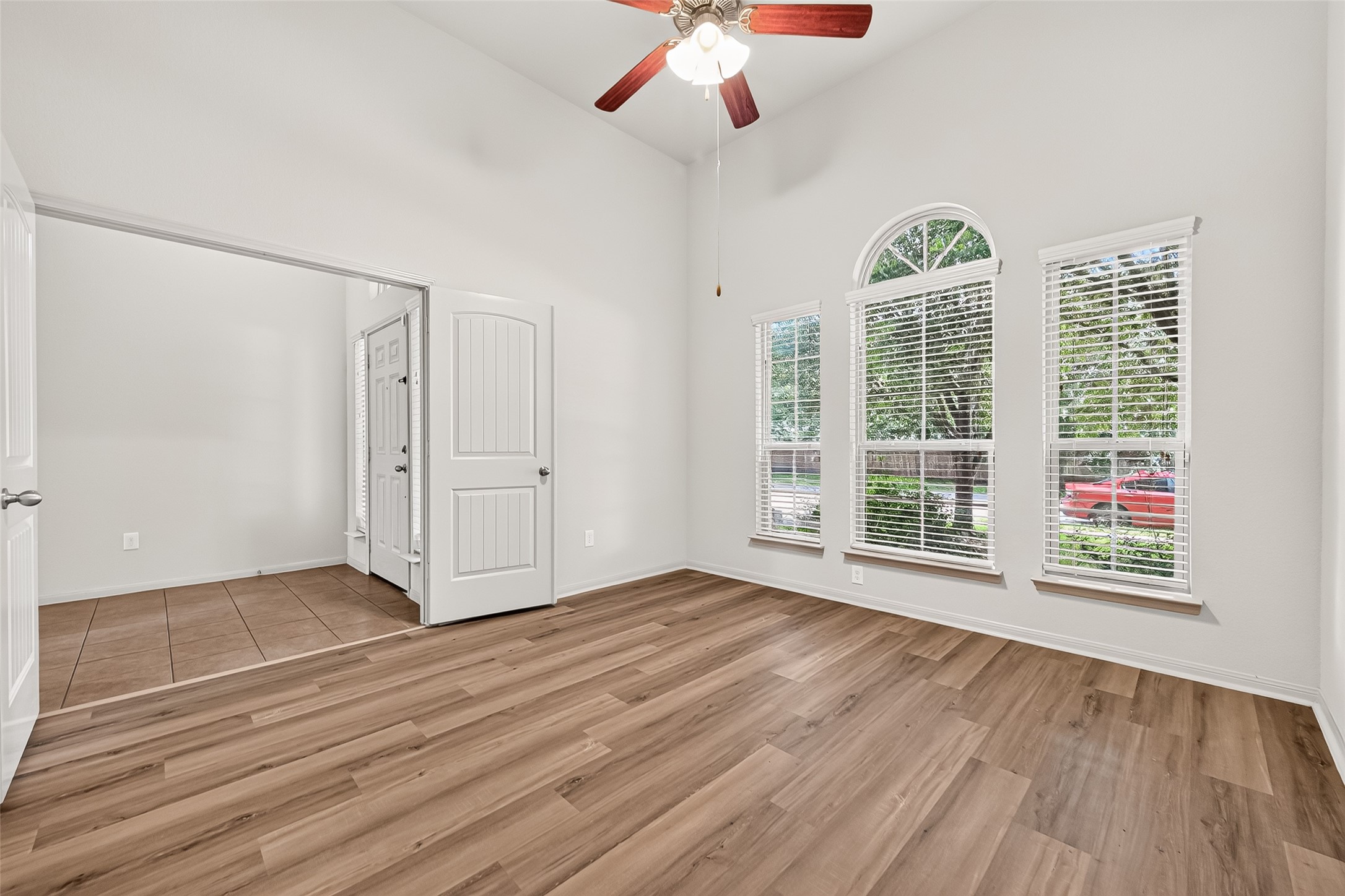 9214 Cavalier Lane Rosenberg, TX 77469 - Photo 5 of 37