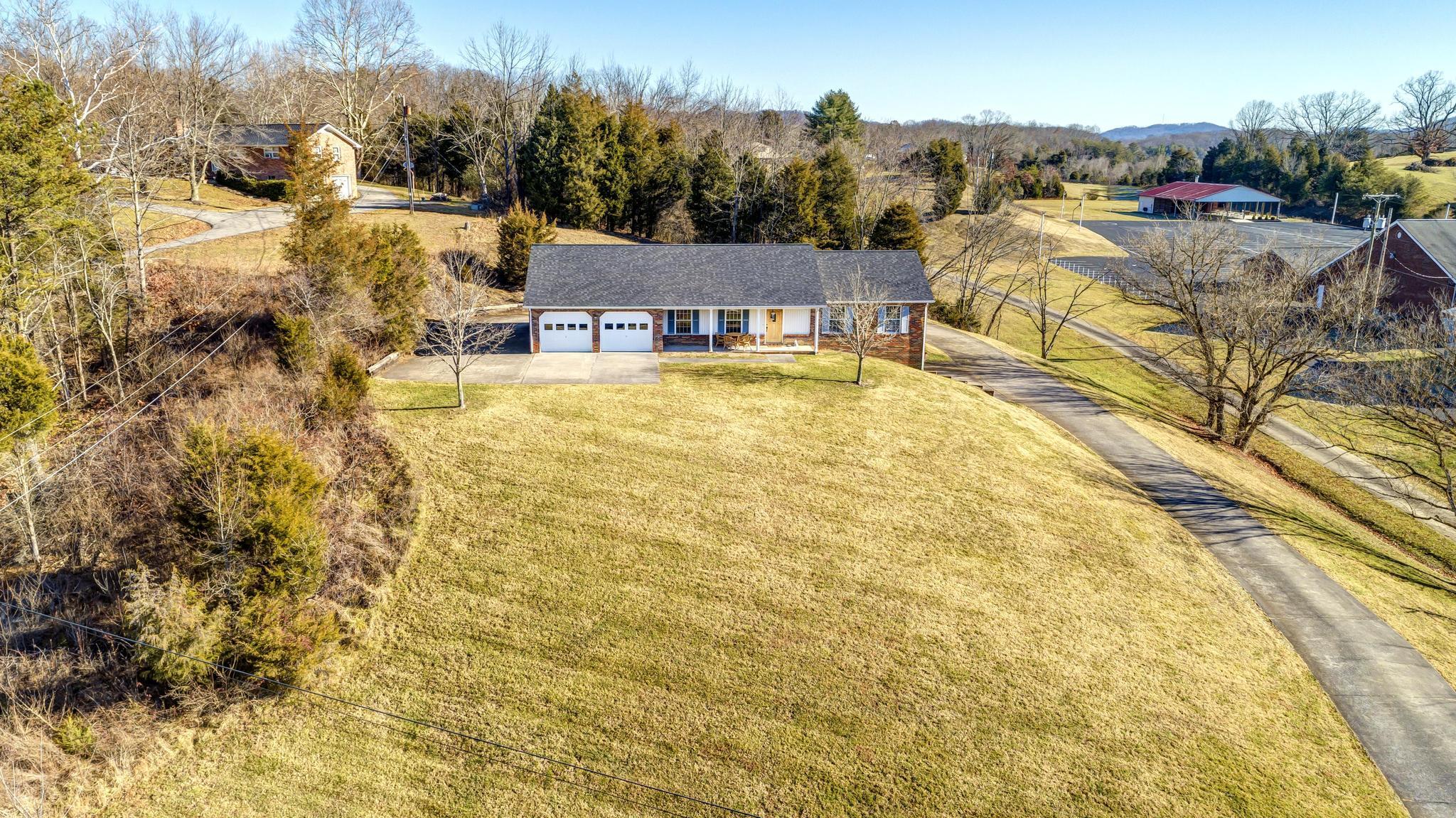 550 Packing House Road Kingsport, TN 37660 - Photo 3 of 50 550PackerHouse1
