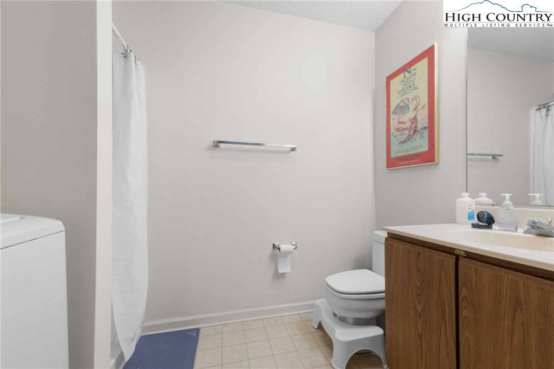 213 Meadow Ridge Road, Unit 18 Boone, NC 28607 - Photo 11 of 22 Gallery Image 11