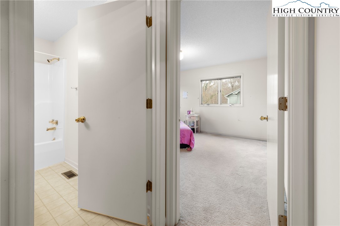 213 Meadow Ridge Road, Unit 18 Boone, NC 28607 - Photo 15 of 22 Gallery Image 15