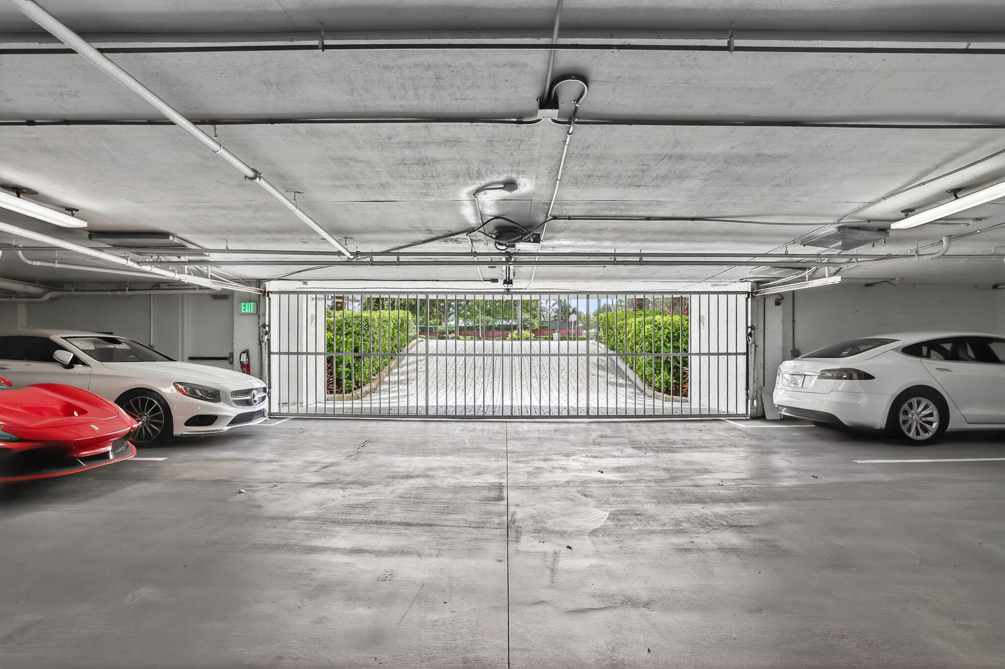 1430 South Ocean Boulevard, Unit 10A Lauderdale-by-the-Sea, FL 33062 - Photo 53 of 97 a view of parking area