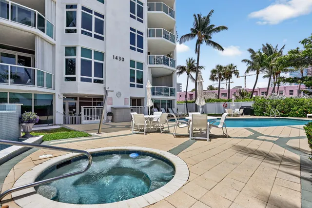 $1,899,777 | 1430 South Ocean Boulevard, Unit 10A, Lauderdale-by-the-Sea, FL 33062