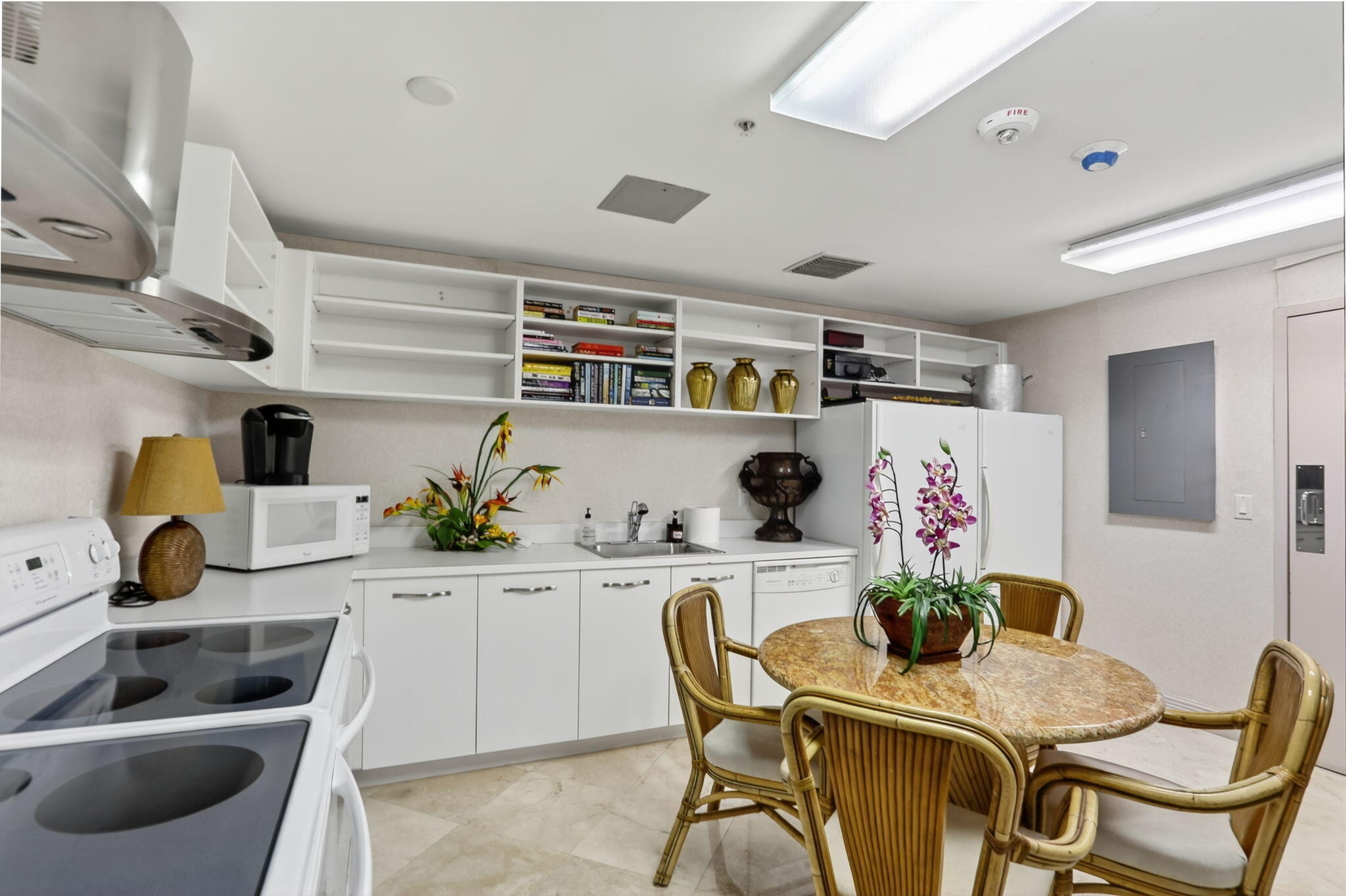 1430 South Ocean Boulevard, Unit 10A Lauderdale-by-the-Sea, FL 33062 - Photo 73 of 97 Social Kitchen