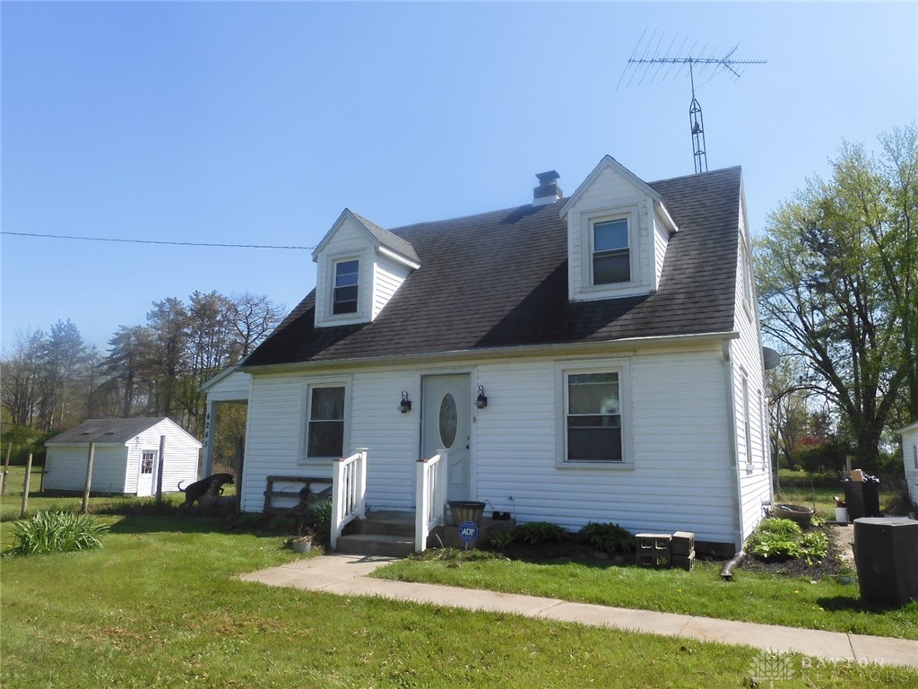 4243 Qu Wood Road Springfield, OH 45502 - Photo 2 of 20