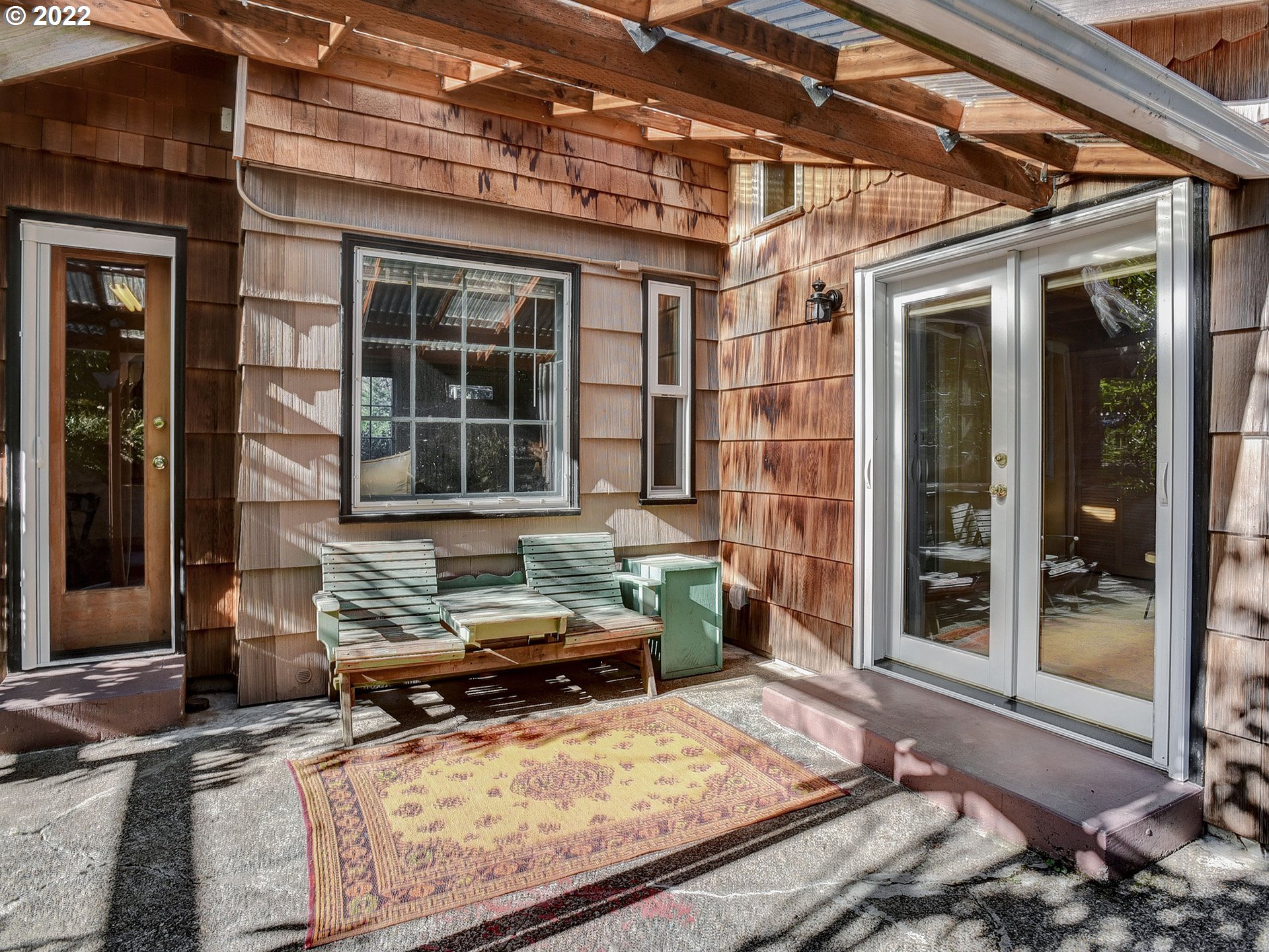 3674 Southwest Spring Garden Court Portland, OR 97219 - Photo 20 of 24 Gallery Image 20