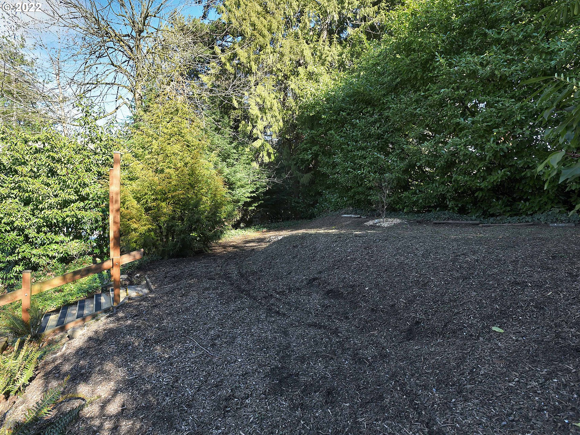 3674 Southwest Spring Garden Court Portland, OR 97219 - Photo 23 of 24 Gallery Image 23
