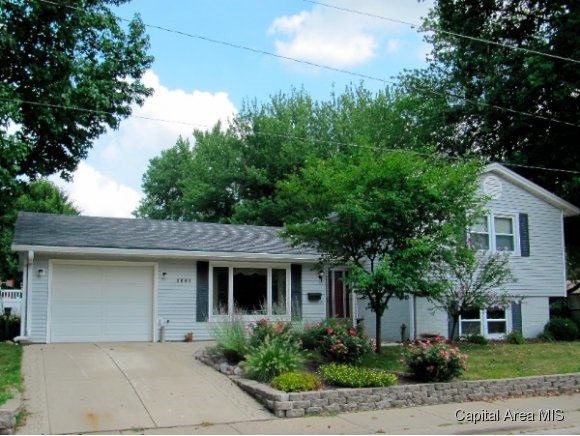 1641 Arcade Drive Springfield, IL 62702 - Photo 1 of 21