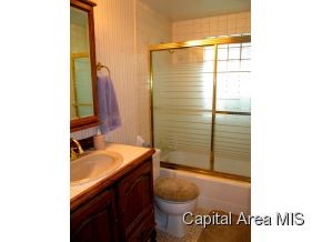 1641 Arcade Drive Springfield, IL 62702 - Photo 20 of 21
