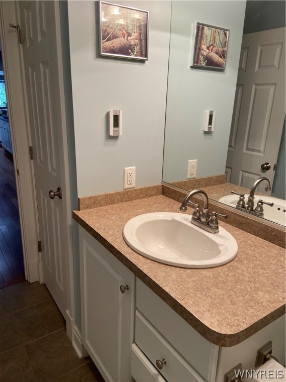 150 South Forest Road Amherst, NY 14221 - Photo 20 of 21 guest bath