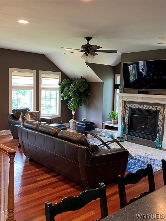 150 South Forest Road Amherst, NY 14221 - Photo 8 of 21 Living area