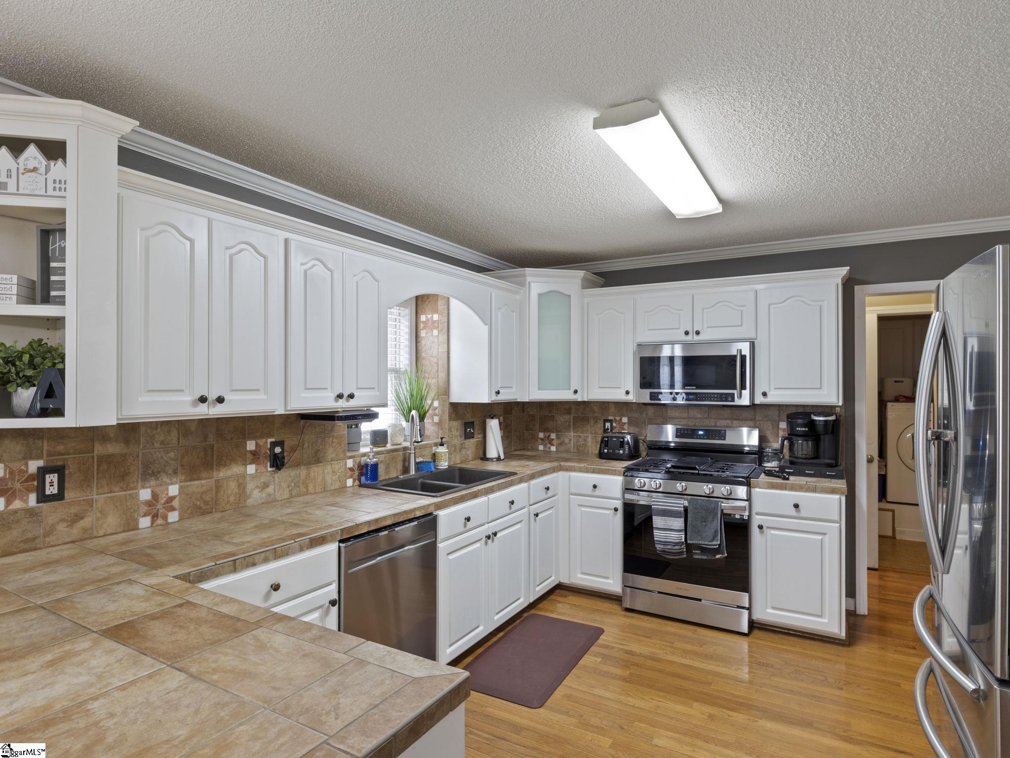 305 Trantham Court Inman, SC 29349 - Photo 7 of 36