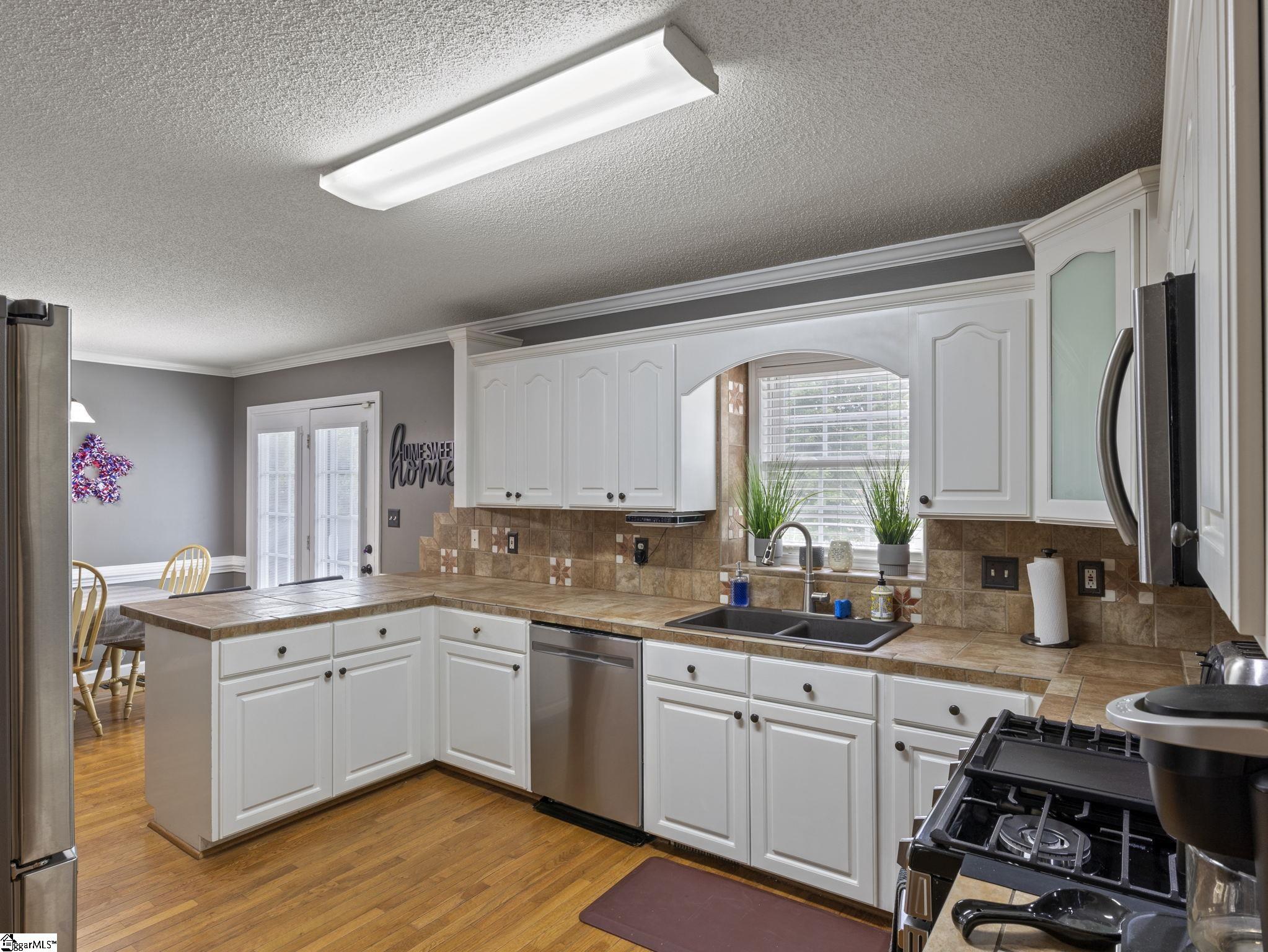 305 Trantham Court Inman, SC 29349 - Photo 8 of 36