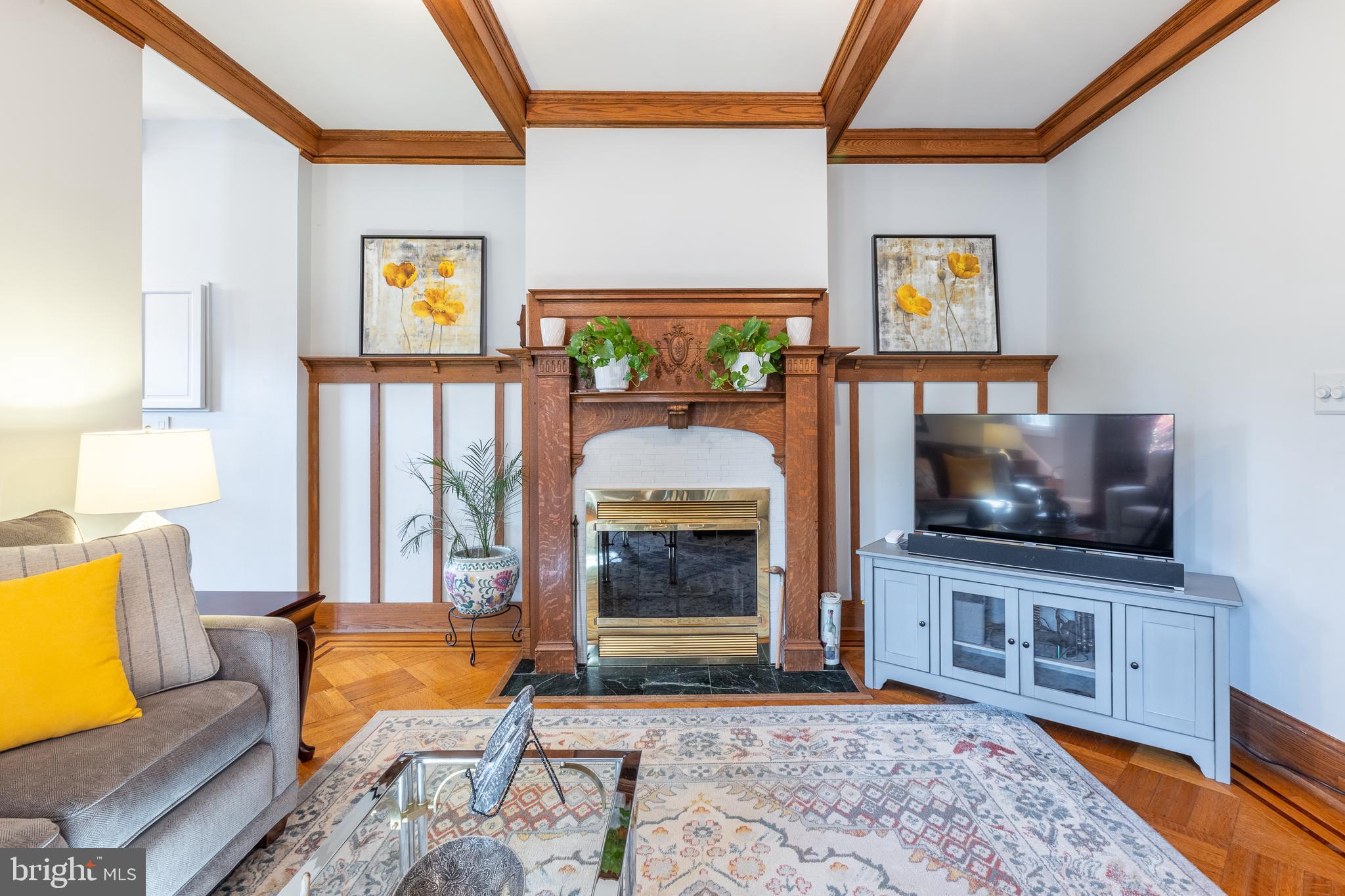 1732 Park Road Northwest Washington, DC 20010 - Photo 13 of 72 Gas fireplace