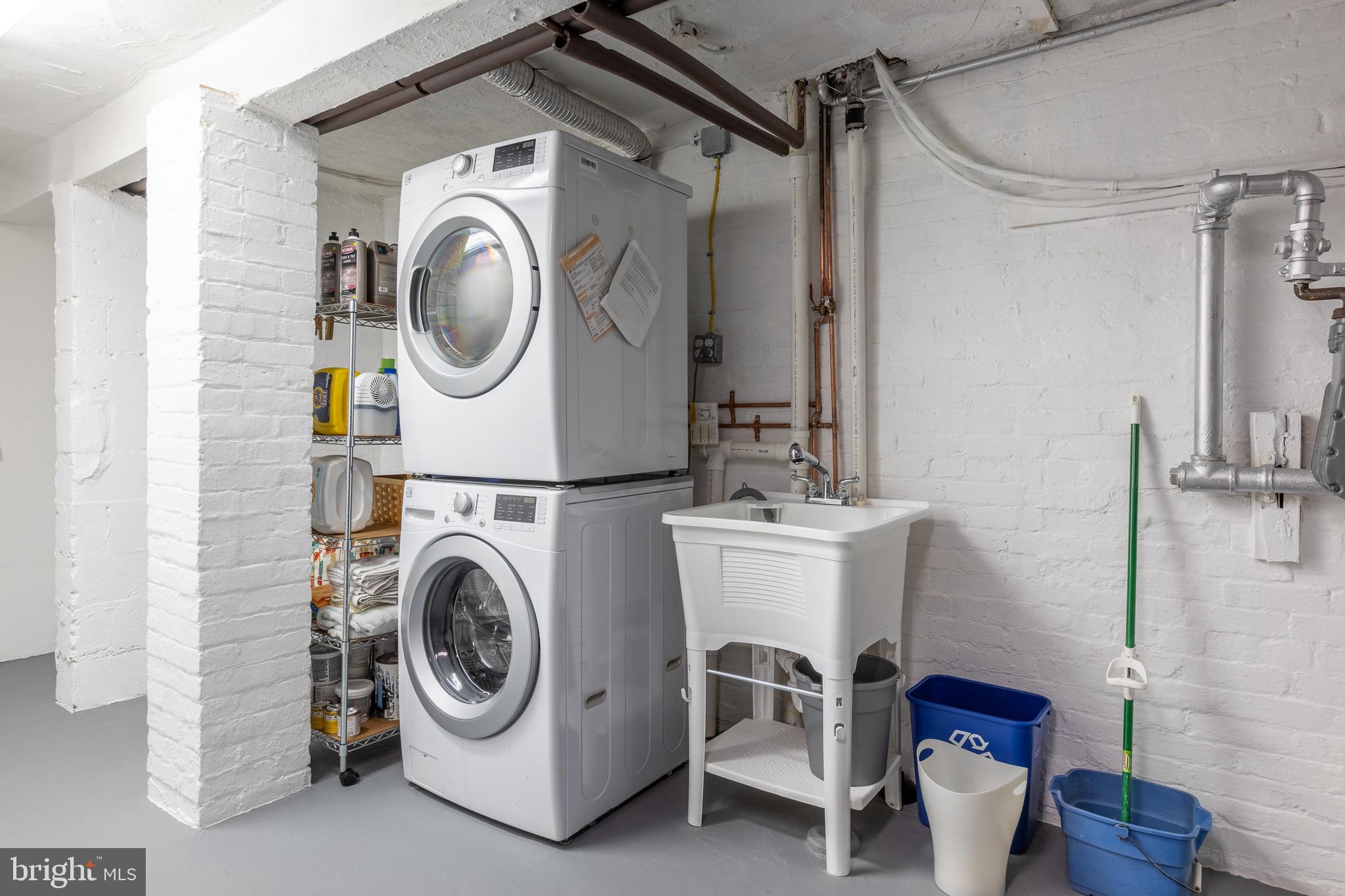 1732 Park Road Northwest Washington, DC 20010 - Photo 65 of 72 Laundry room