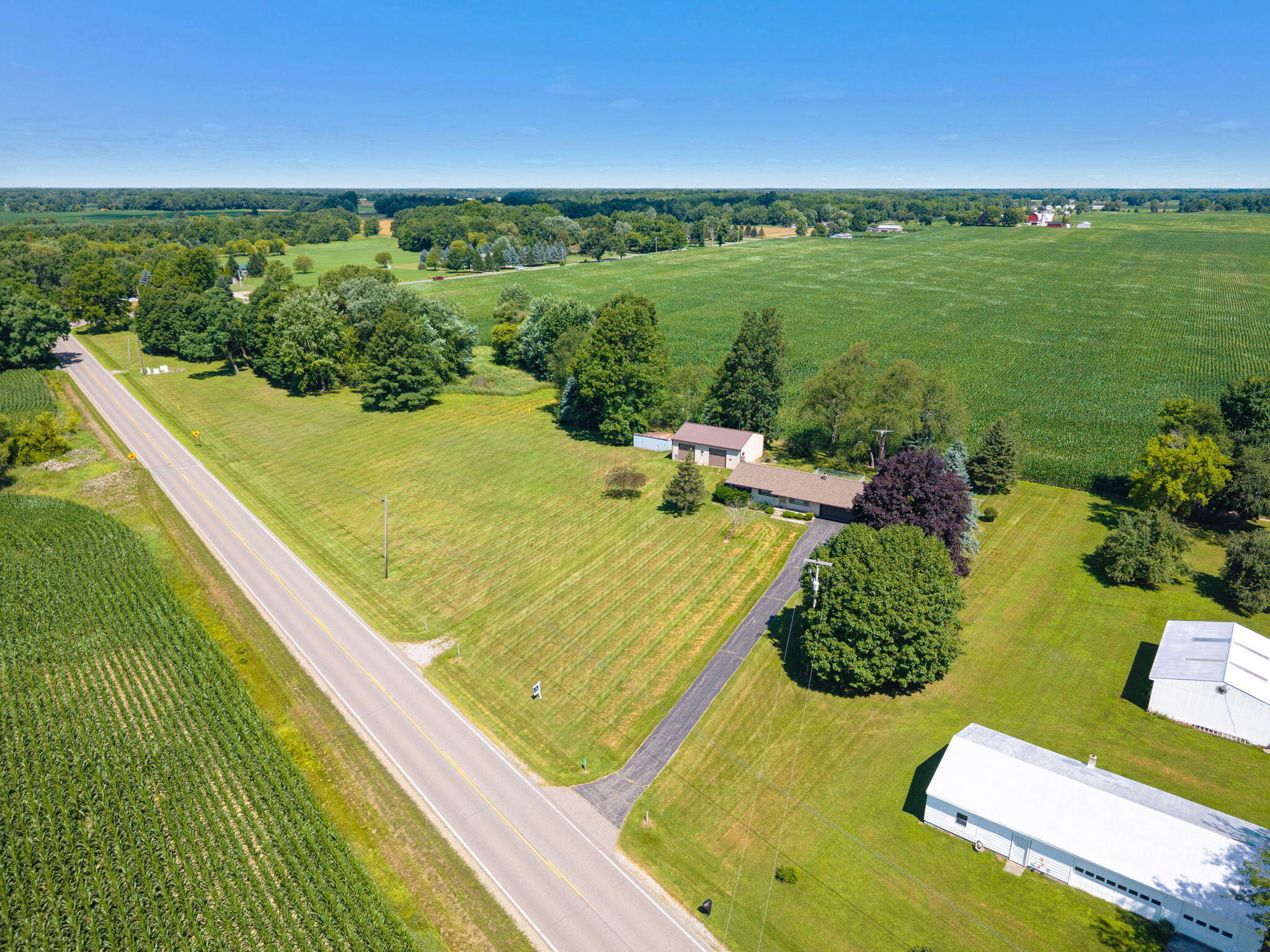 2191 Grand River Road Bancroft, MI 48414 - Photo 8 of 53 5-web-or-mls-Exteriors (05 of 16)