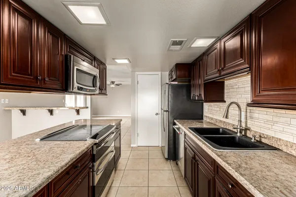 $379,600 | 3108 West Clinton Street, Phoenix, AZ 85029