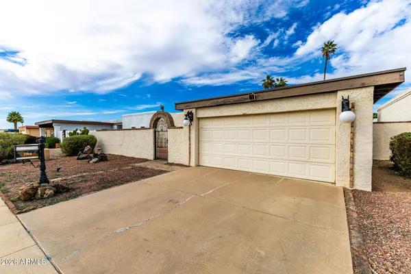 $379,600 | 3108 West Clinton Street, Phoenix, AZ 85029