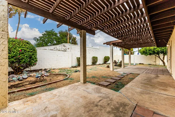 $379,600 | 3108 West Clinton Street, Phoenix, AZ 85029