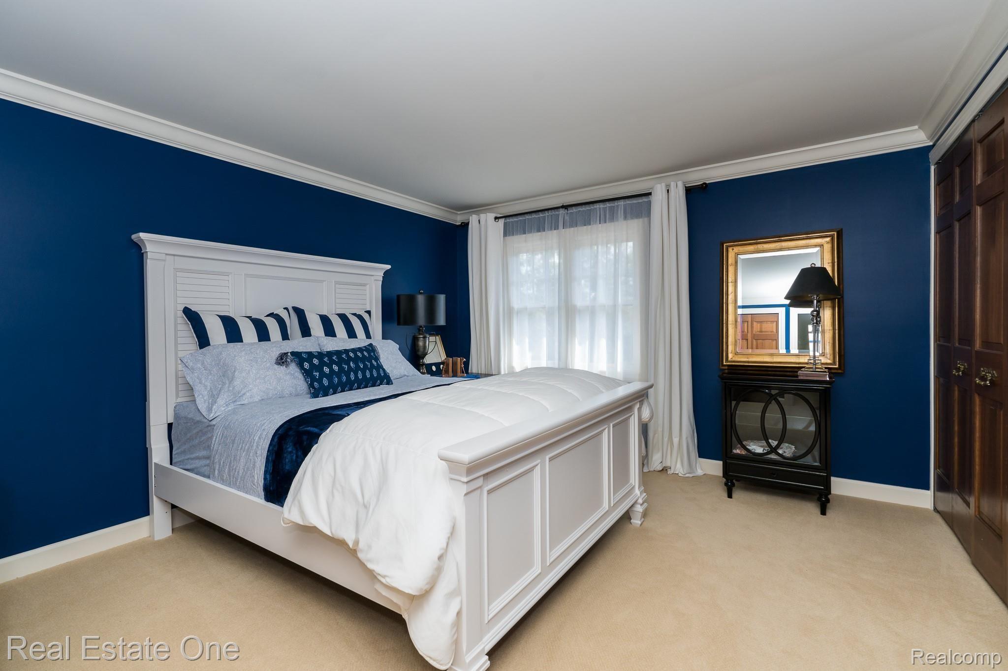 2497 Kimberly Fair Street Rochester, MI 48309 - Photo 32 of 46 REAR BEDROOM