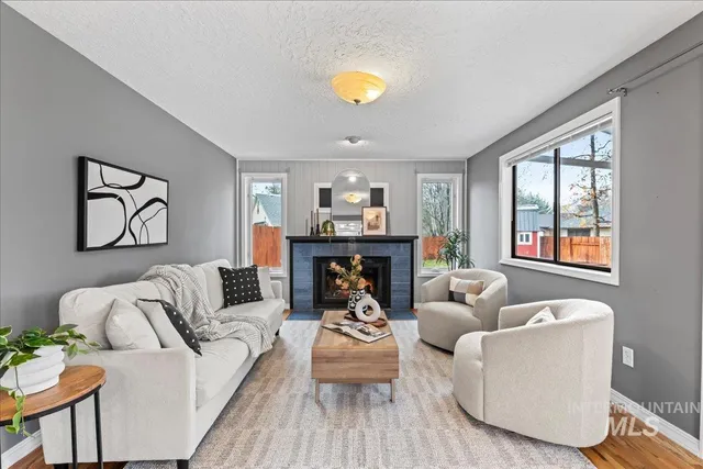 $669,000 | 2267 South White Pine Place, Boise, ID 83706