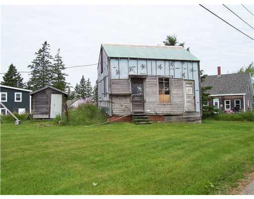 20 Horse Point Road Tenants Harbor, ME 04860 - Photo 3 of 10 Exterior Front.