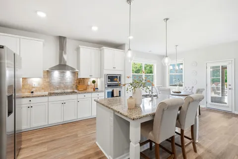 $650,000 | 8003 Forest Hills Drive, Spring Hill, TN 37174