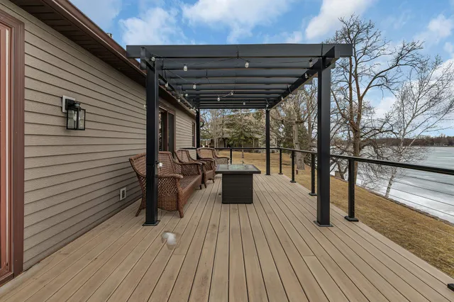 $530,000 | 616 East Lake Cowdry Road, Alexandria, MN 56308