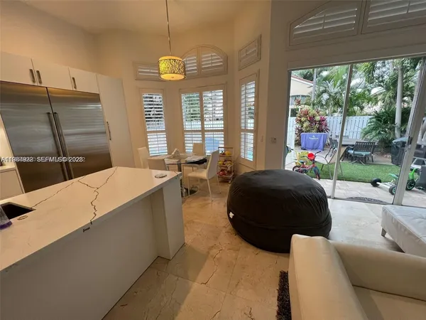 $6,900 | 5283 Southwest 33rd Way, Fort Lauderdale, FL 33312