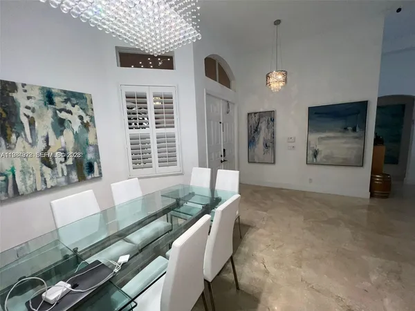 $6,900 | 5283 Southwest 33rd Way, Fort Lauderdale, FL 33312